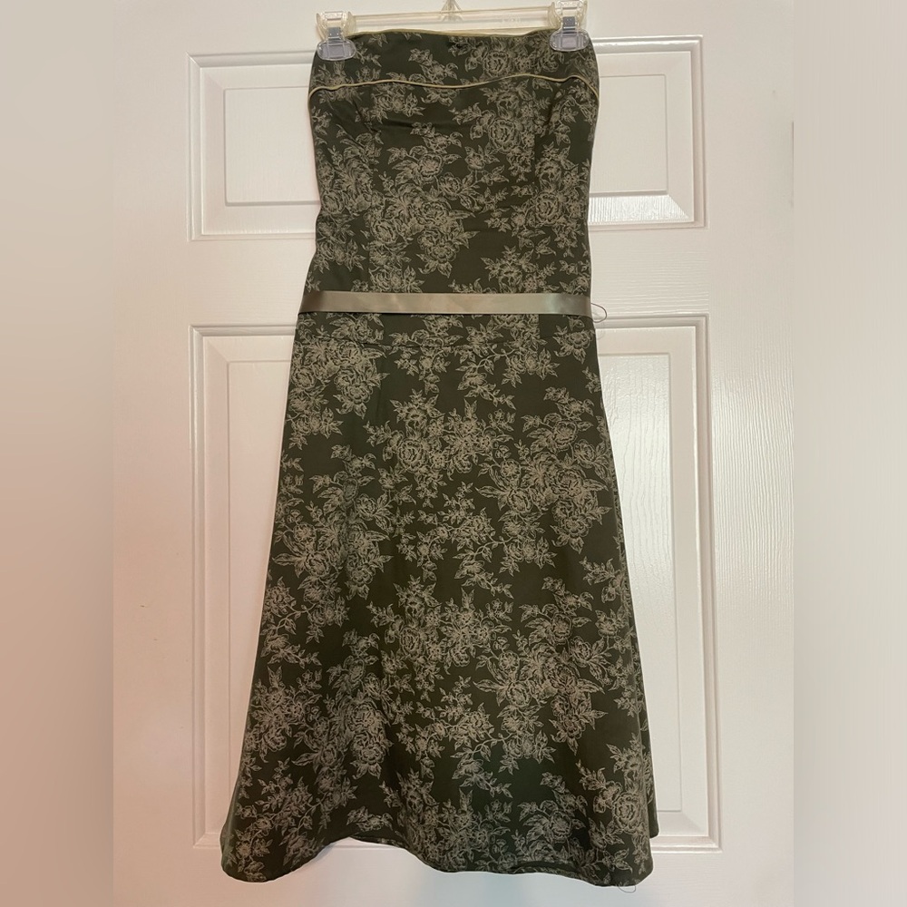 Gorgeous strapless Luly K midi dress for Teens
